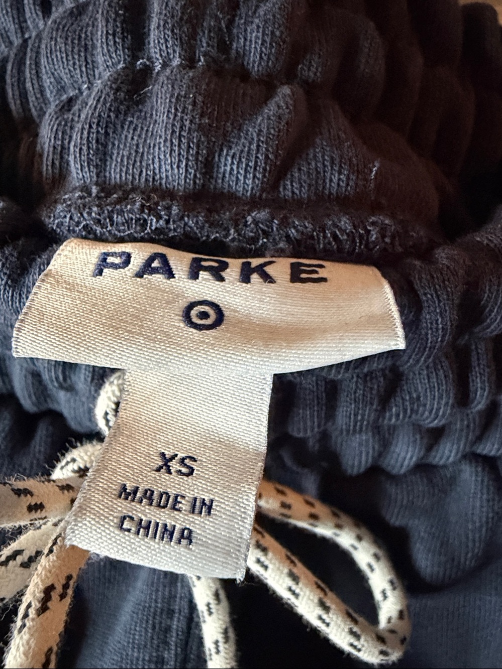 New Parke SweatShorts Size XS Navy NWT - Picture 3 of 4